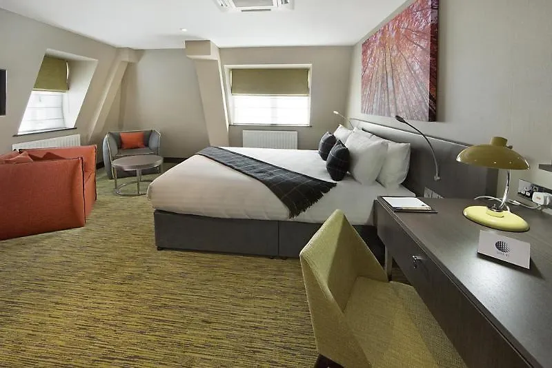Hampton By Hilton London City