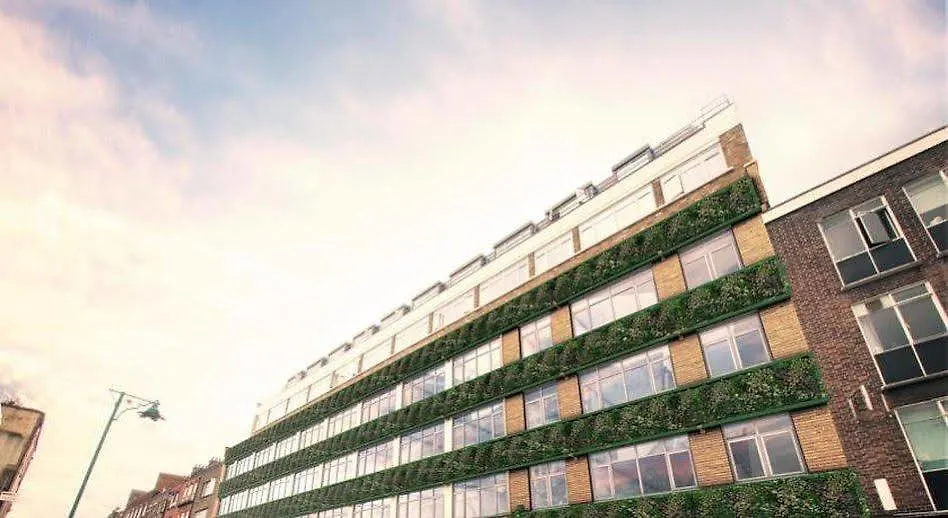 Hampton By Hilton London City contacts